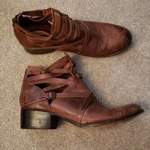 Freebird stair boot size 9